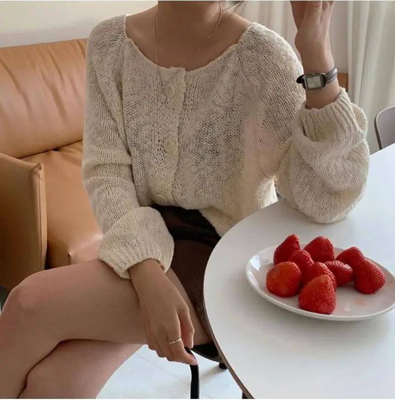 

New 2020 Autumn Winter Women's Sweaters Cutout Buttons Cardigans Fashionable Korean Style Ladies Knitwears CL490