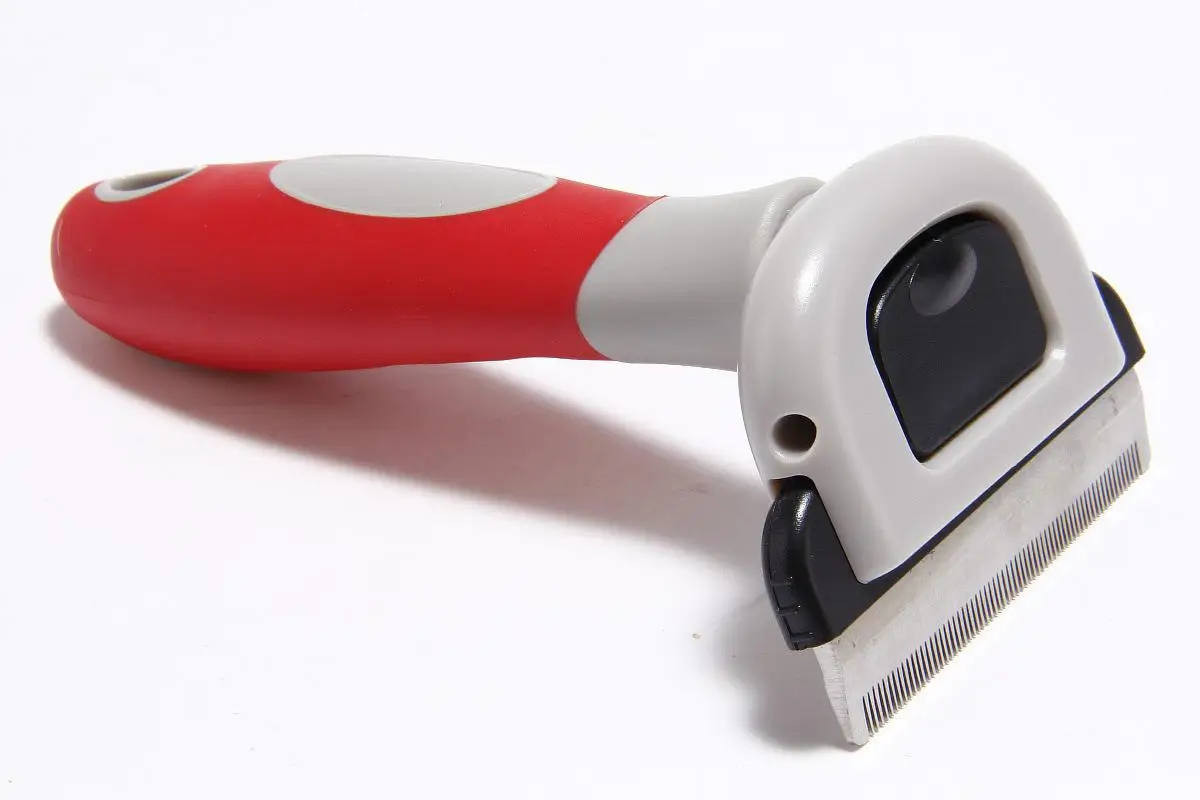 Pet hair removal comb (51). jpg