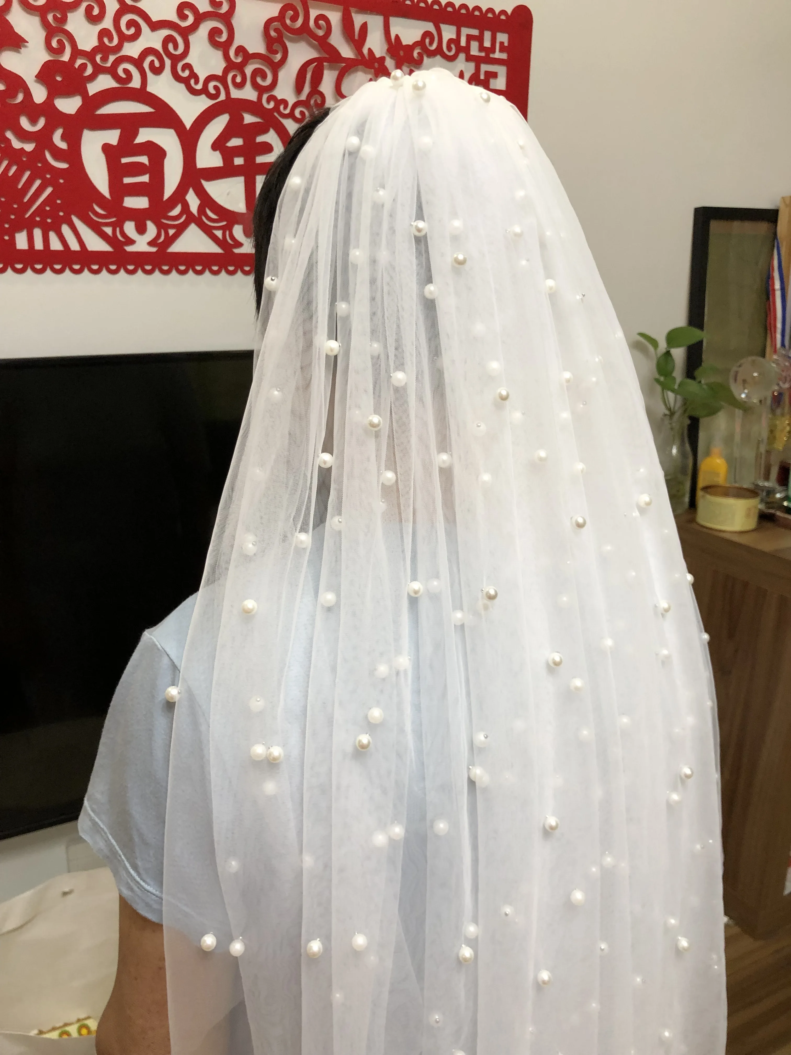 

Free Shipping New pearl Short 2 layers White/Ivory Long Wedding Bridal Veil Head With Comb Wedding Accessories EE709
