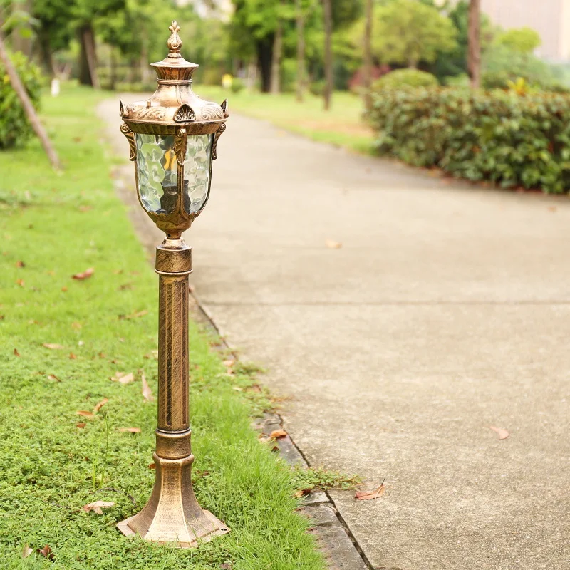 European Retro Community Outdoor Waterproof Lawn Lamp Park Road Lamp Home Garden Villa Courtyard