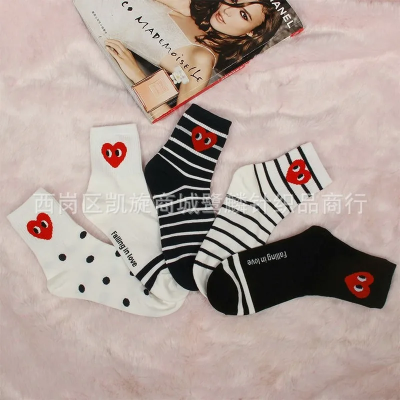 Korean Loving eyes stripe Dot crew women socks cotton warm Breathable Sweat Casual fashion funny cute sporting sock Autumn Winte
