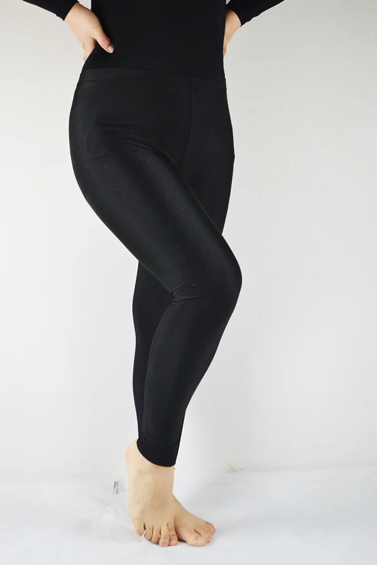 2882294415_2107963736