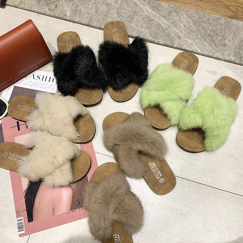 

Shoes Ladies Flip Flops Ladies' Slippers Platform Luxury Slides Flock Pokemon Plush Hawaiian Designer 2019 Flat Soft Fur