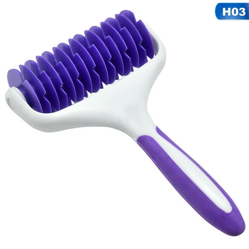 5 Styles Croissants Rolling Cutter Pastry Bread Roller Fondant Croissant Tools Pastry Cutter Spatulas Mold Baking Pastry Cutters - Цвет: H03