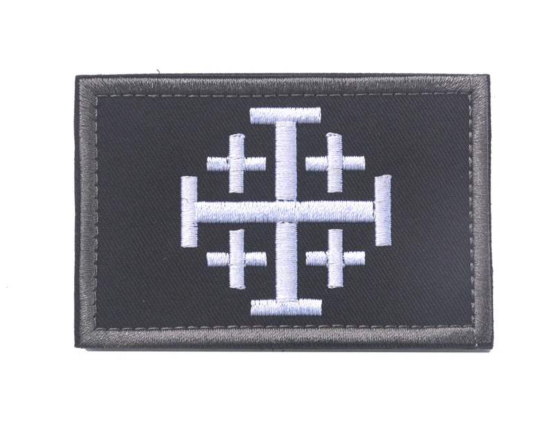 Size 5 x 8cm Рыцари крест тамплиеров щит Патч военная армия вышитые боевой дух военный патч значок для рюкзак жакет - Цвет: Size 5 x 8cm