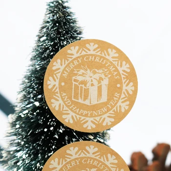

120pcs Round Kraft Paper Sticker Christmas Reindeer Gift Packing Seal Label Xmas Baker Sticker