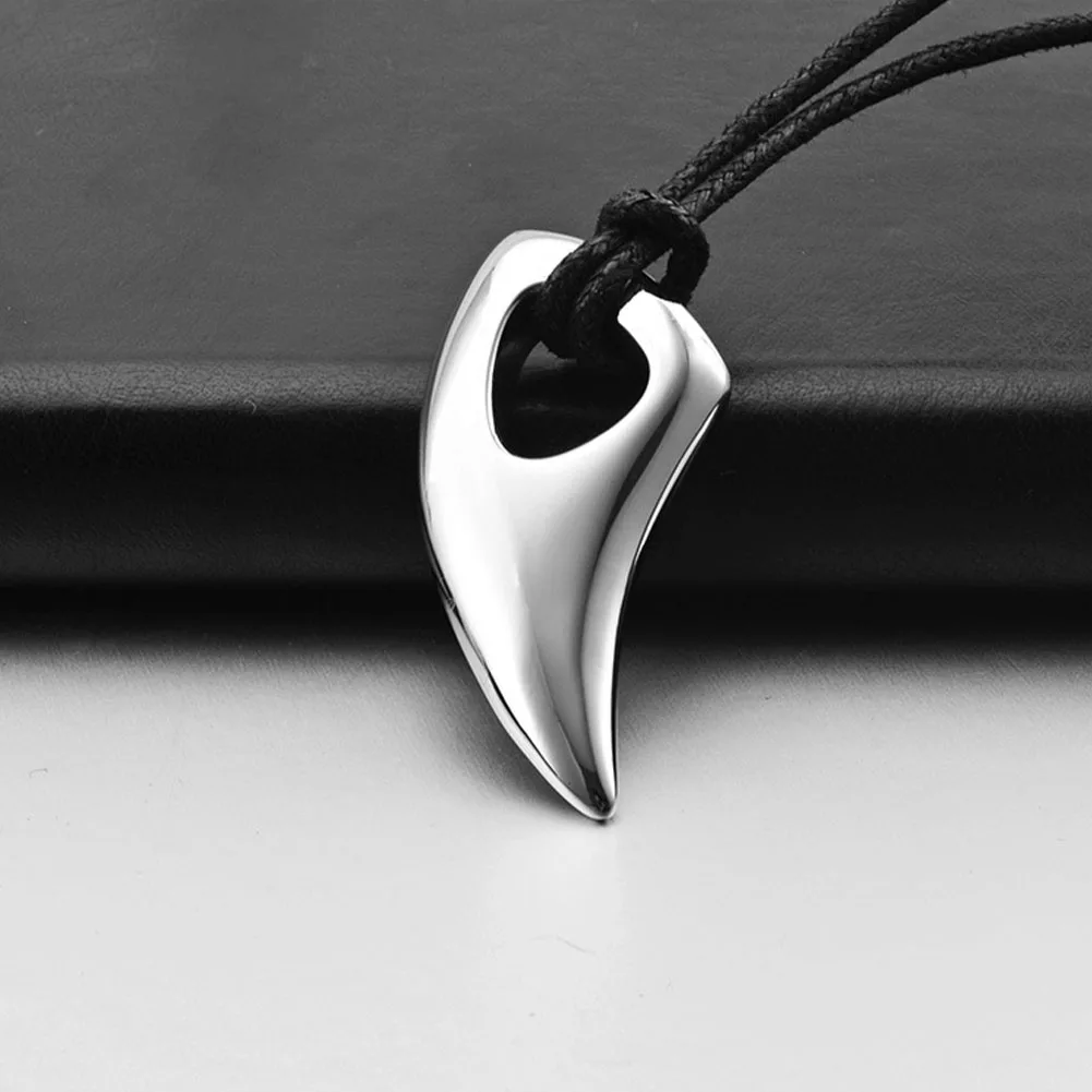 Accessories Men Necklace Valentines Day Gift Classic Decoration Jewelry Wolf Teeth Shaped Durable Stainless Steel Casual Pendant