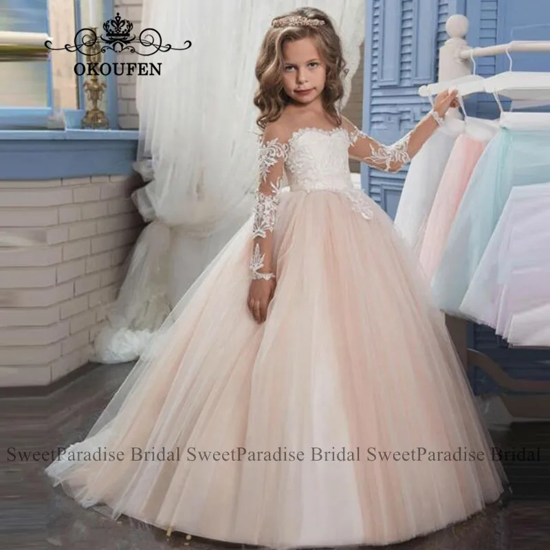 

Princess 3D-Floral Appliques Flower Girls Dresses With Long Sleeves Puffy A Line Sheer Neck Communion Dress For Wedding