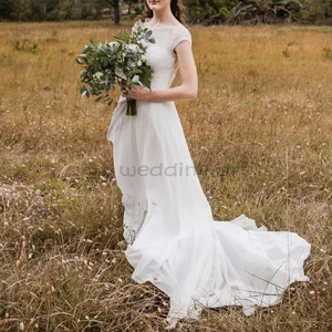Женское свадебное платье в стиле бохо, элегантное шифоновое платье А-силуэта с кружевной аппликацией, глубоким круглым вырезом, открытой спиной и шлейфом, платье для невесты