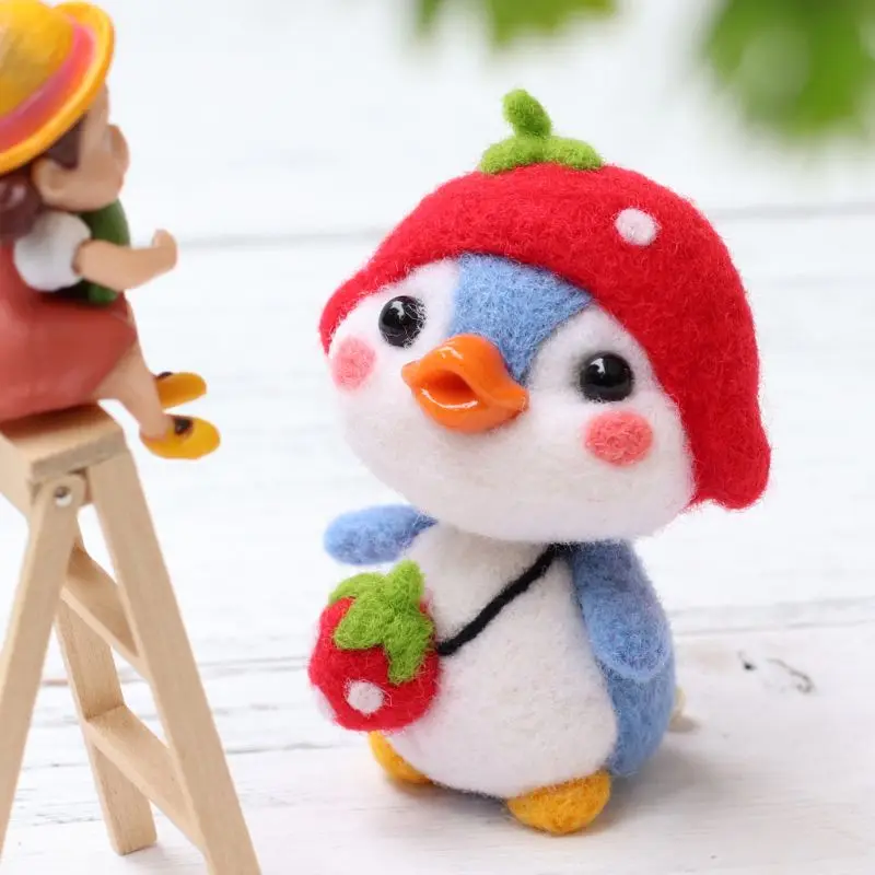 Клубника Пингвин шерсть фетр ремесло DIY незавершенный тыкать ручной работы иглы материал M68E