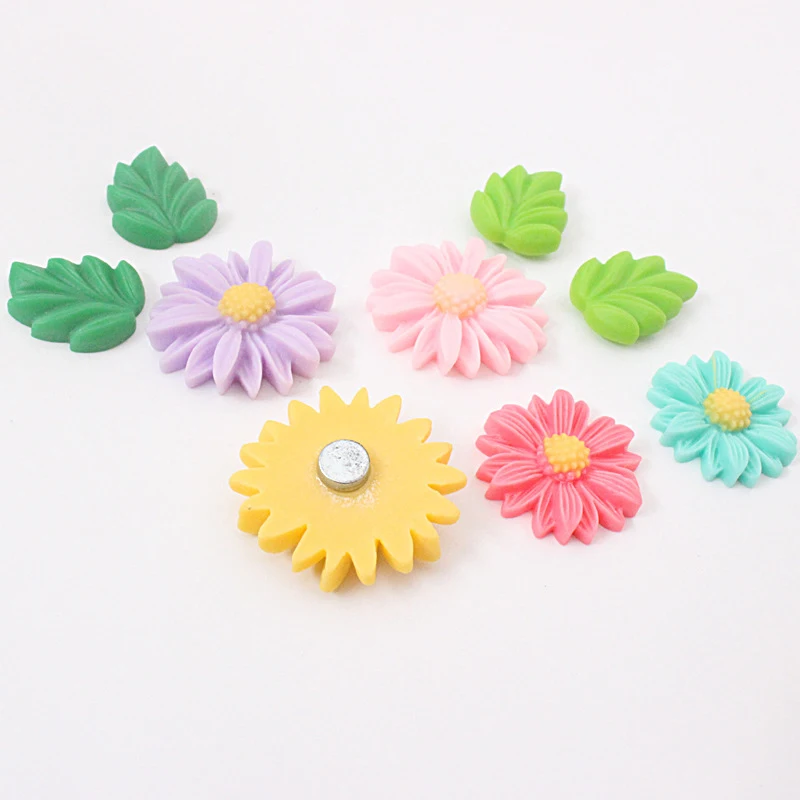 

Small Daisy Fridge Magnet Resin Magnetic Refrigerator Flower Leaf Home Decoration Sticker
