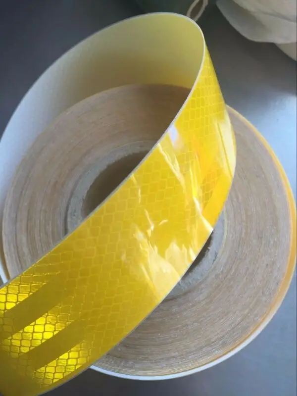 

3mX5CM REFLECTIVE CONSPICUITY TAPE SAFETY YELLOW CCC=DOT-C2