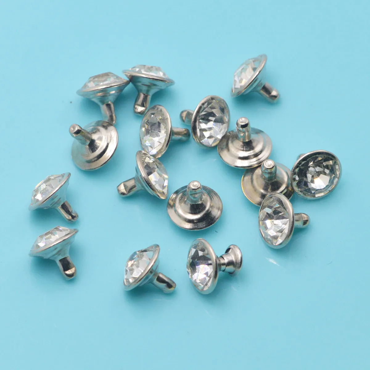 Description Picture 4 of item100Pcs Crystal Rhinestone Rivets Stud Leathercraft Shoe Bag Handicrafts Supplies 5mm Wholesale 6mm 7mm 8mm 9mm 10mm Wholesale