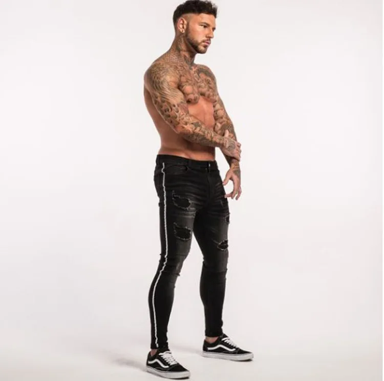 9594040848_628136979