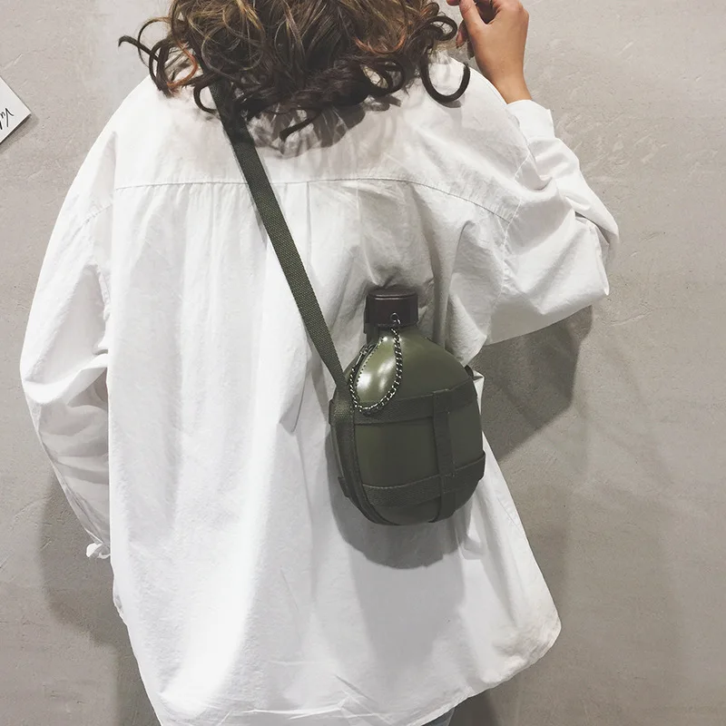 

Bag Personality 2019 Messenger Woman Tide Single Shoulder Portable Chain Water