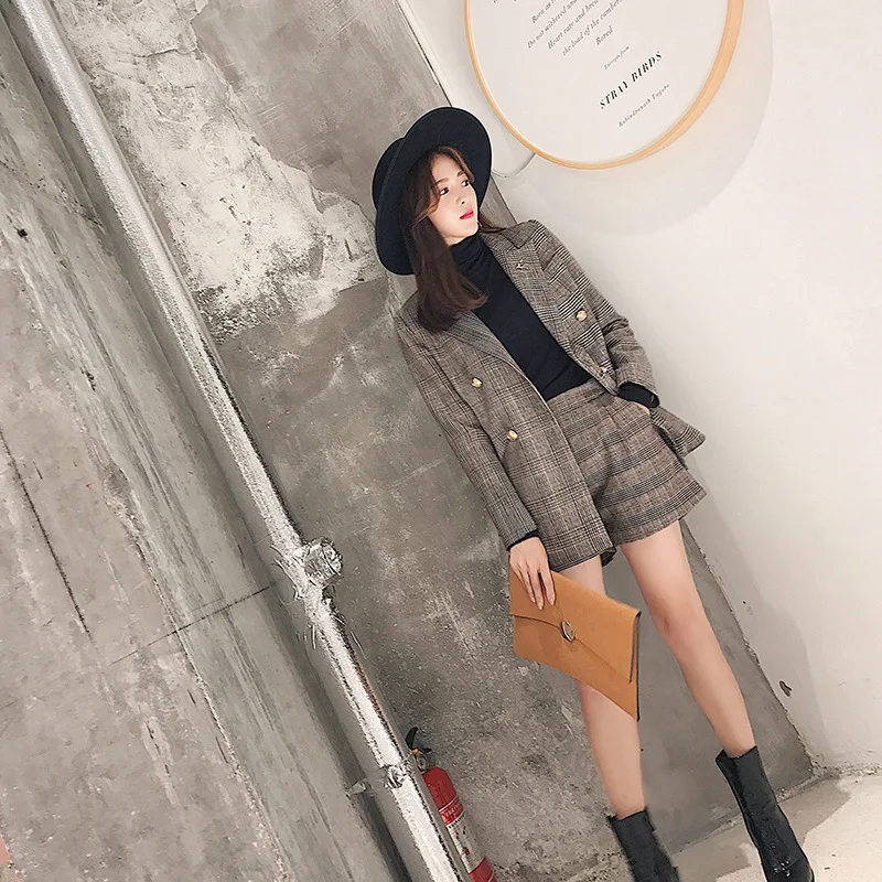New Women's Suit Pants Set Vintage Plaid Blazer jacket and Casual Shorts Pants Two-Piece Set Office lady Overalls Shorts Suits