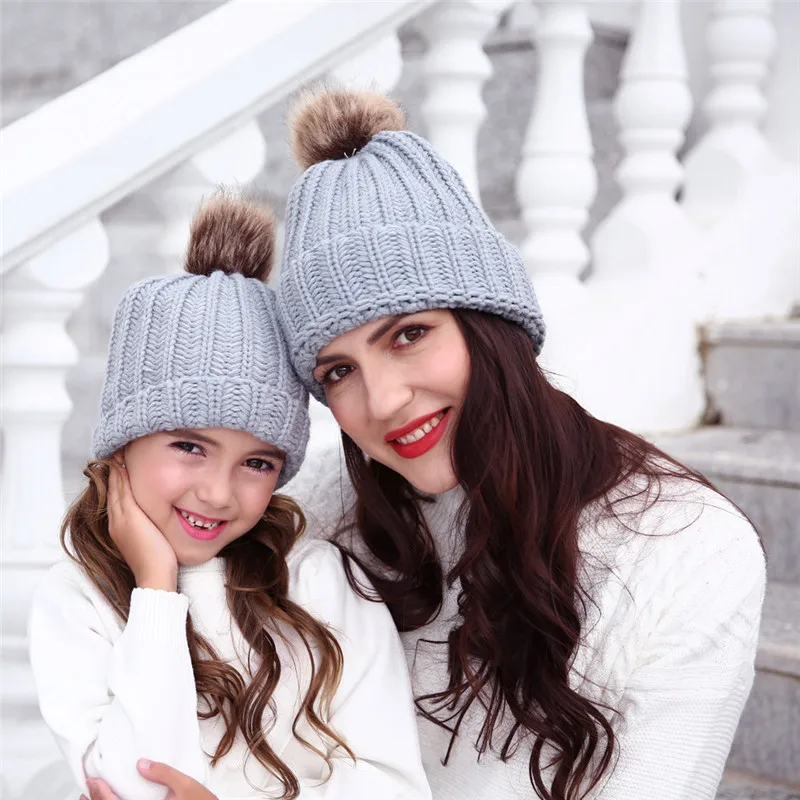 

2PCS/set Winter Kid Hat Mom Warm Hats Mother Daughter Cap Fur Ball Pompom Knitted Caps For Boys Girl Wool Hats Child Beanie Cap
