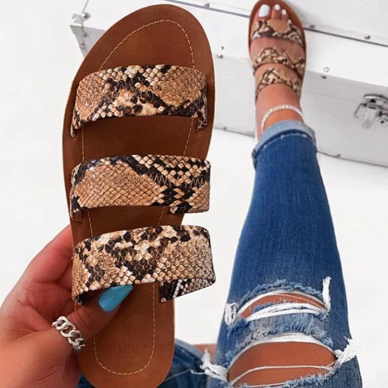 

PUIMENITUA Slippers Women Snake Totem Three-layer Non-slip Outdoor Slipper Fashion Wild Beach Shoes Sandals Flat Bottom Slippers