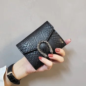 

3 Fold Snake Skin PU Lady Wallet with Ins Metal badge, magnetic clip