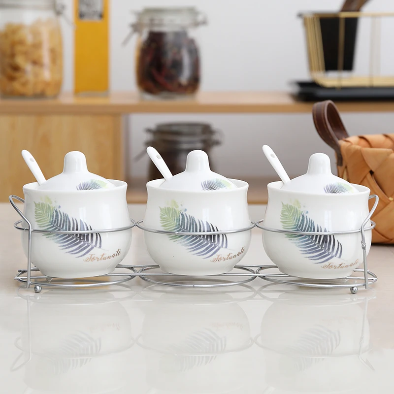 4Pcs Direct marketing garden flower creative ceramic seasoning jar home hotel kitchen seasoning storage decoration supplies - Color: as the picture shows