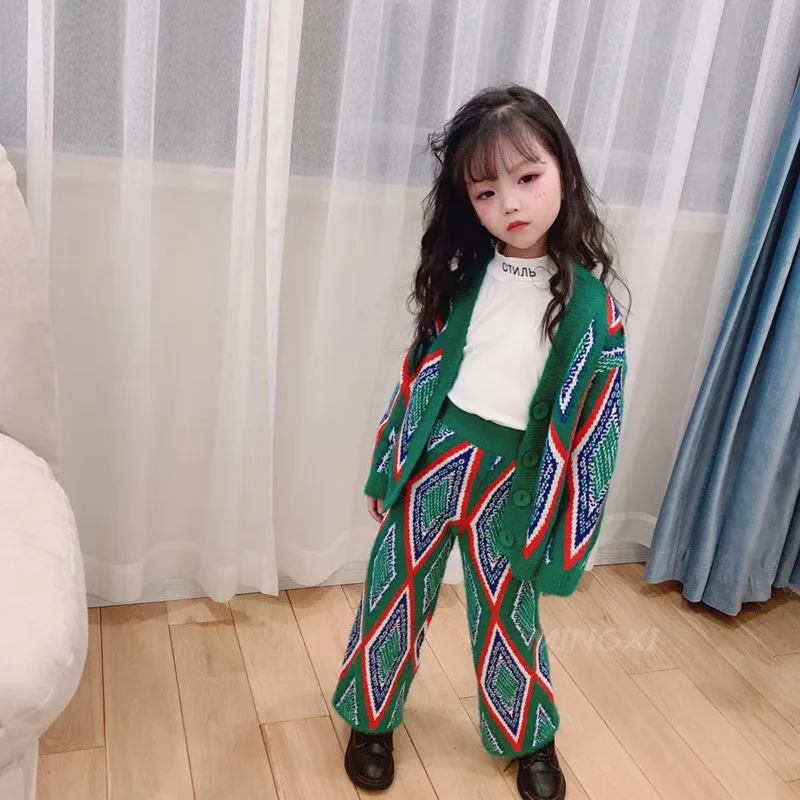 Новинка 2019 года зимний костюм для девочек однобортный свитер с трехмерным