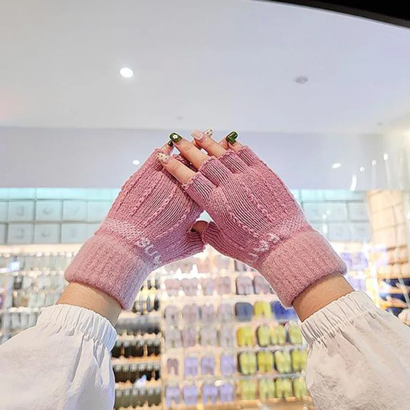 2021 Brand New Winter Half Finger Pink Gloves Fashion Knitted Warm Work Gloves Woman Comfortable Casual Wrist Mitterns For Girls 