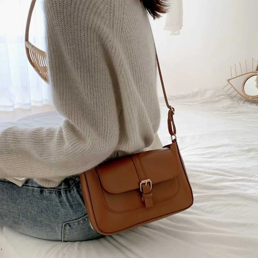 ZHJ91021066BW_0548167293612917744