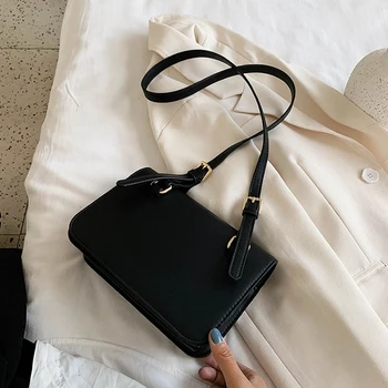 

2020 New Bag Youth Messenger Bag Women's Bag Foreign Style Shoulder Bag Summer New bag leisure fashion messenger Bag Versatile