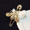 Luxury Full Crystal Gold Bee Brooches For Woman Shiny Hollow Bee Brooch Pin For Coat Scraf Fine Jewelry ► Photo 3/5