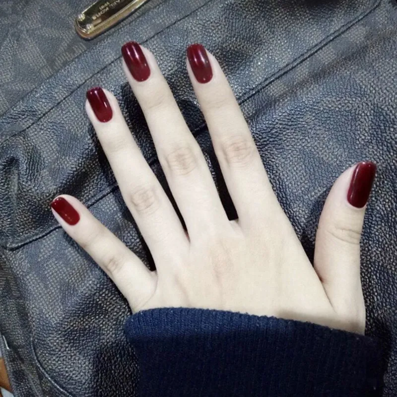 24Pcs Elegant Wine Red Christmas New Year Fake Nails Press On Nail Artificial Nail Tips With Glue Sticker Faux Ongles Unhas Gift