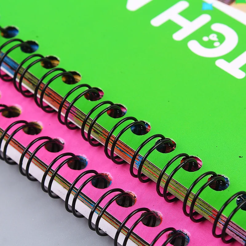 12 fogli Arcobaleno Scratch Note Sketchbook Carta Pittura Giocattoli Bambini Fai da te Colore Arte Doodle Scratch Off Card Disegno Notebook - immagine 5