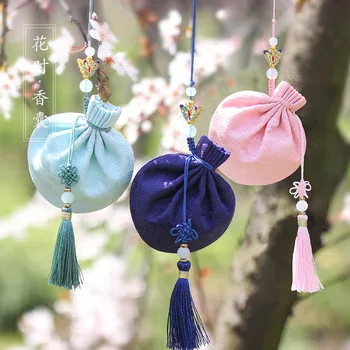 

Chinese Style Jacquard Jewelry Storage Bag Handmade Vintage Hanging Neck Sachet Lucky Tassel Pendant Drawstring Bag Gift Bags