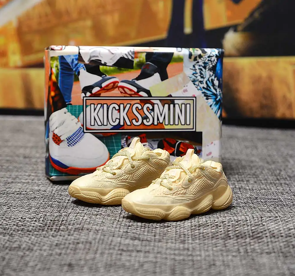 a pair naked shoe Дропшиппинг высокое качество брелок с кроссовком 1/6 масштаб 3D Мини кроссовок JORDAN Брелок - Цвет: a pair naked shoe