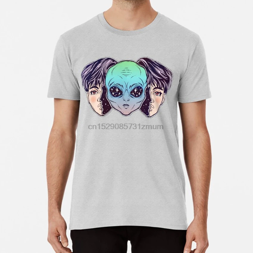 Portriat of the extraordinary alien from outer space face in disguise as a human boy. T shirt anime applique | Мужская одежда