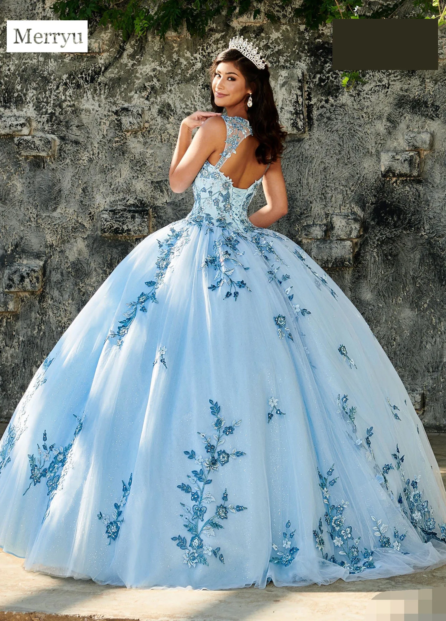 Длинное вечернее платье из тюля с аппликацией и жемчугом|Платья на выпускной| |