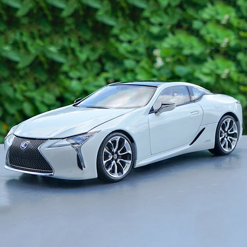 1:18 sclae LC500h сплав модель автомобиля литой металлический автомобиль игрушка настоящий интерьер стекаются коврик коллекция Дети Детские подарки дисплей