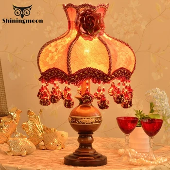 

Nordic Retro Classical Art Deco Table Lamp Modern Fabric Home Decoration Bedside Lamp Princess Wedding Study Resin Table Lamps