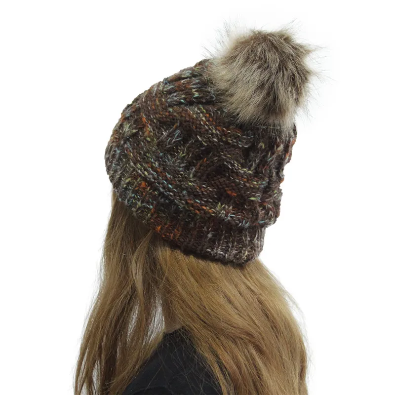 Новое поступление акриловые осенние зимние теплые наушники женские Skullies зимняя шапка шапки для женщин аксессуары для волос