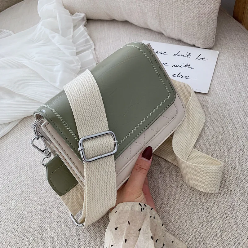 

Shoulder bag female 2019 new Korean fashion embroidery line small square bag ladies simple wide shoulder strap bag