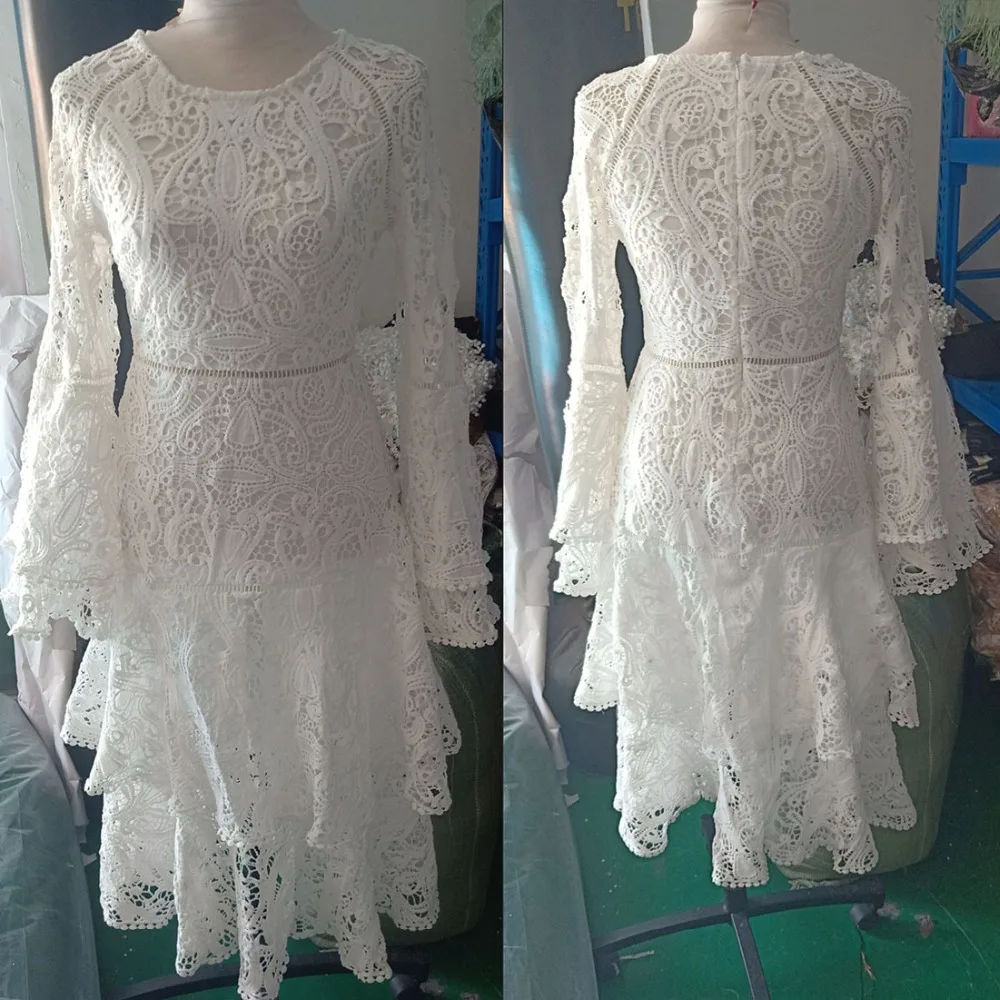 12604034089_985641810