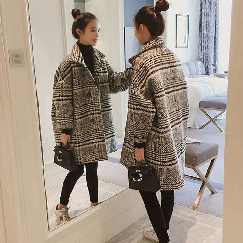 

New style woolen coat women's mid long woolen coat in autumn and winter