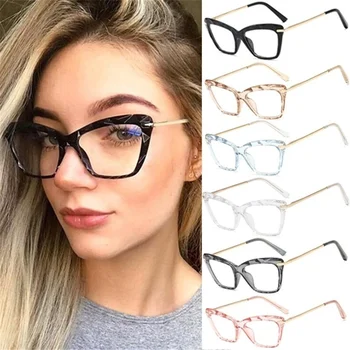 

2020 Crystal Square Eyeglasses for Women Fashion Trending Style Brand Design Reading Glasses Eyewear