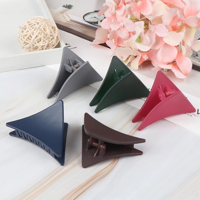 New Girls Triangle Hair Claws Acrylic Hair Clips Barrette Crab Clamp Scrub Hairpins Claw Headwear Hair Accessories