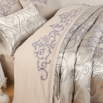 

Silk Jacquard Duvet Cover bedding Sets Queen King Size Satin Bed Cover Gold Color Bedding Set Jacquard Beddings and Bed Set