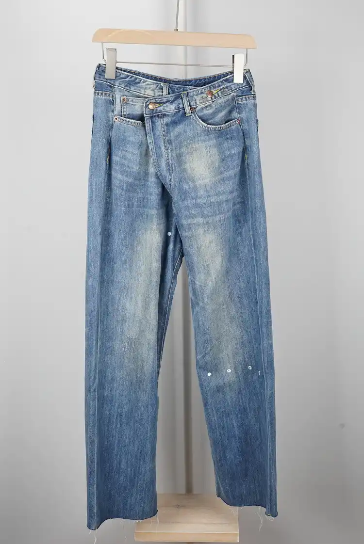 loose straight women's jeans