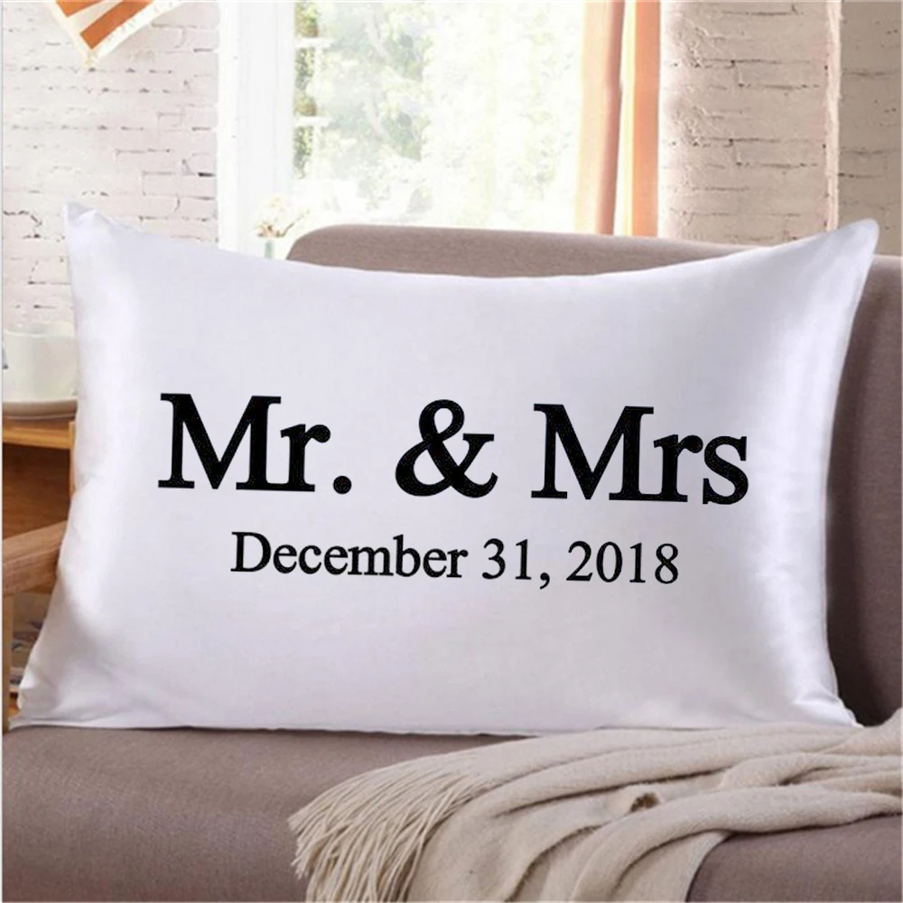 

20'x26' Satin Silk Personalized Text Soft Pillow Cover Mr Mrs Letter Printed Double Pillowcase for Anniversary Wedding Gift
