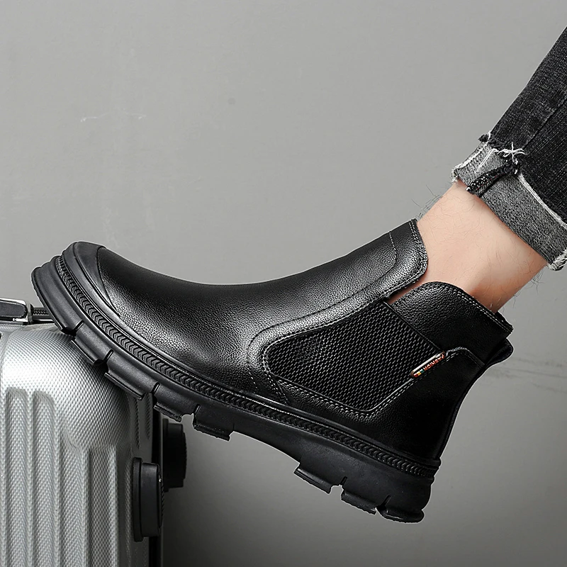 

2019 Fashion High Men's Martin Boots Winter Flat British Wind Solid Color with Non-slip Warm Retro Men's Shoes Tooling Shoes