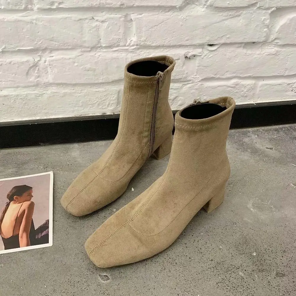 1322brown suede Красивые и удобные женские студенческие белые ботинки на высоком каблуке, Qiu Dong плотные ботинки в английском стиле, сохраняющие тепло, 39 - Цвет: 1322brown suede