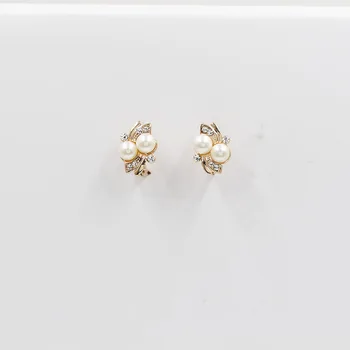 

585Carved hollowed-out earrings in rose gold for glamorous women's wedding parties, stylish and stylish earrings