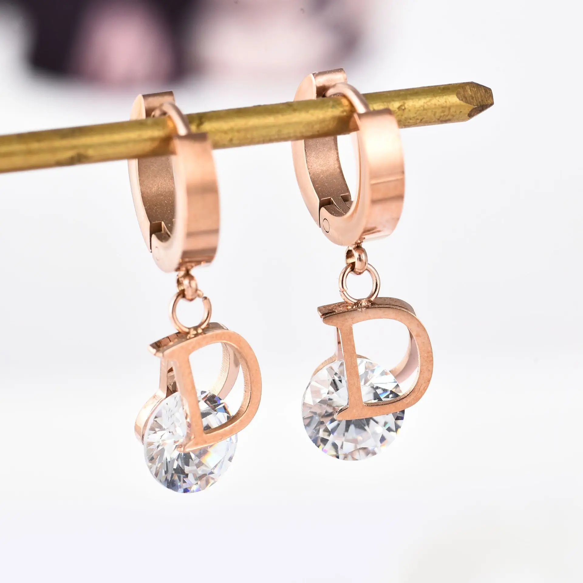 Vintage Luxury Letter D Crystal Earrings For Women Stainless Steel Gold Small Delicate Stud Earrings Brand Fashion Jewelry Gift